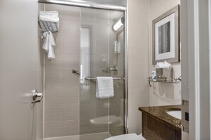 Standard Room, 1 Queen Bed, Accessible, Non Smoking (Walk-in Shower) | Bathroom | Separate tub and shower, free toiletries, hair dryer, towels - Times Square West Hotel, BW Signature Collection (New York)