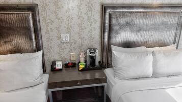 Standard Room, 2 Twin Beds, Non Smoking, Bathtub | Desk, laptop workspace, blackout drapes, iron/ironing board