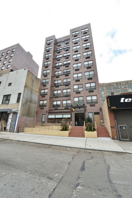 Comfort Inn Manhattan Midtown West - Image 5