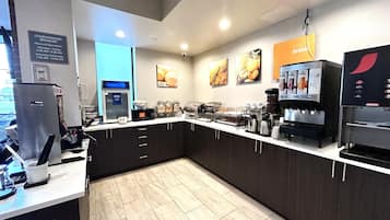 Free daily continental breakfast