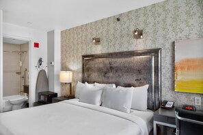 Standard Room, 1 King Bed, Non Smoking | Desk, laptop workspace, blackout drapes, iron/ironing board - Times Square West Hotel, BW Signature Collection (New York)