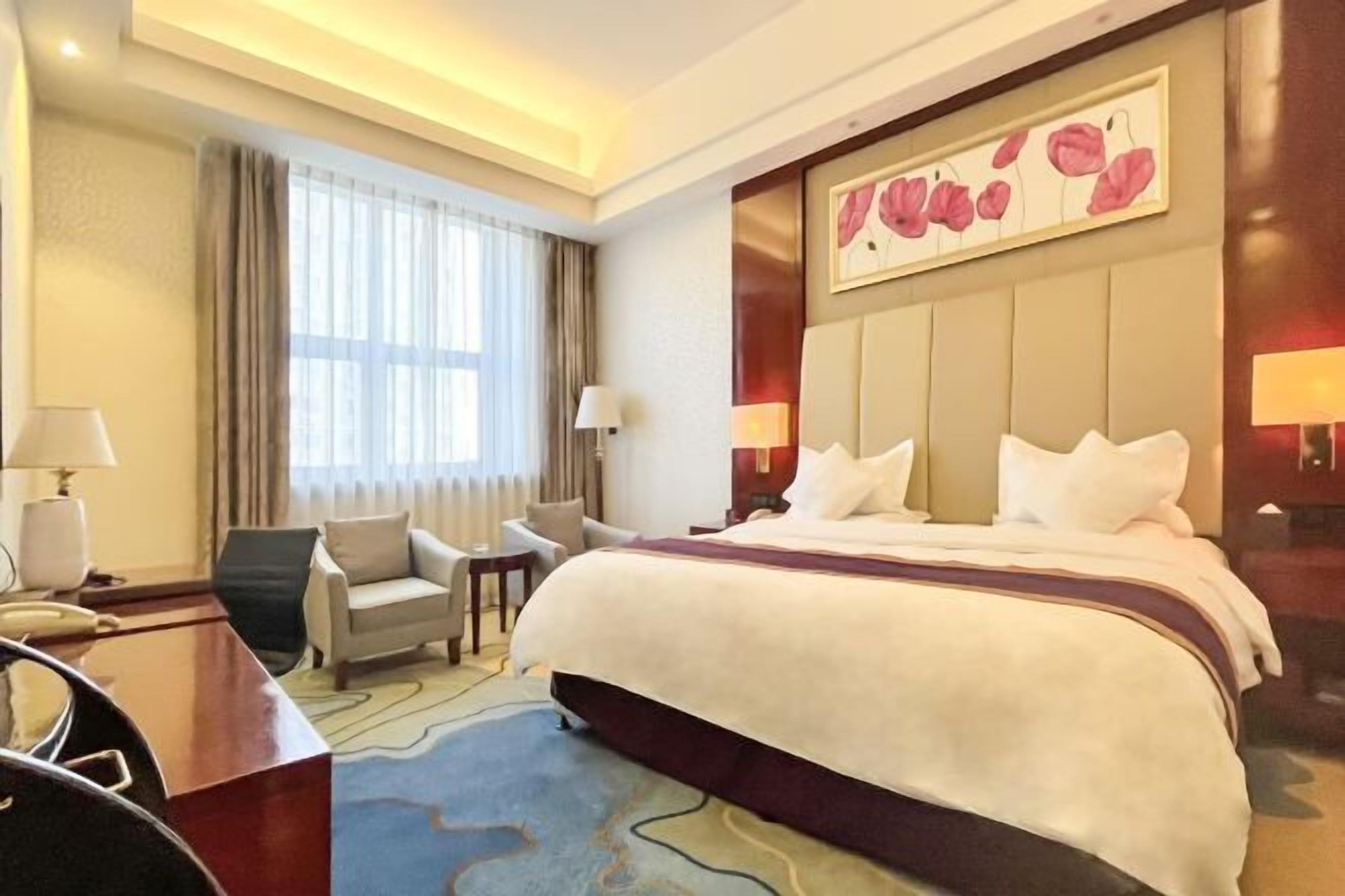 Minibar, coffres-forts dans les chambres, réveils