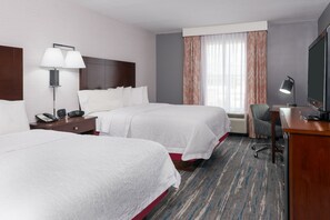 Een strijkplank/strijkijzer, gratis babybedden, gratis wifi, beddengoed