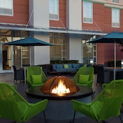 Hampton Inn & Suites Orlando Airport @ Gateway Village