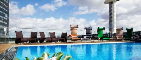 Piscine extérieure
