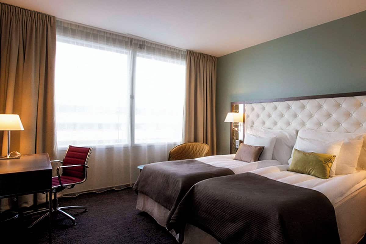 Minibar, in-room safe, desk, soundproofing