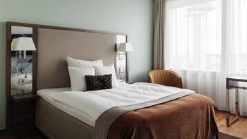 Superior-Zimmer, 1 Doppelbett, Nichtraucher | Minibar, Zimmersafe, Schreibtisch, schallisolierte Zimmer