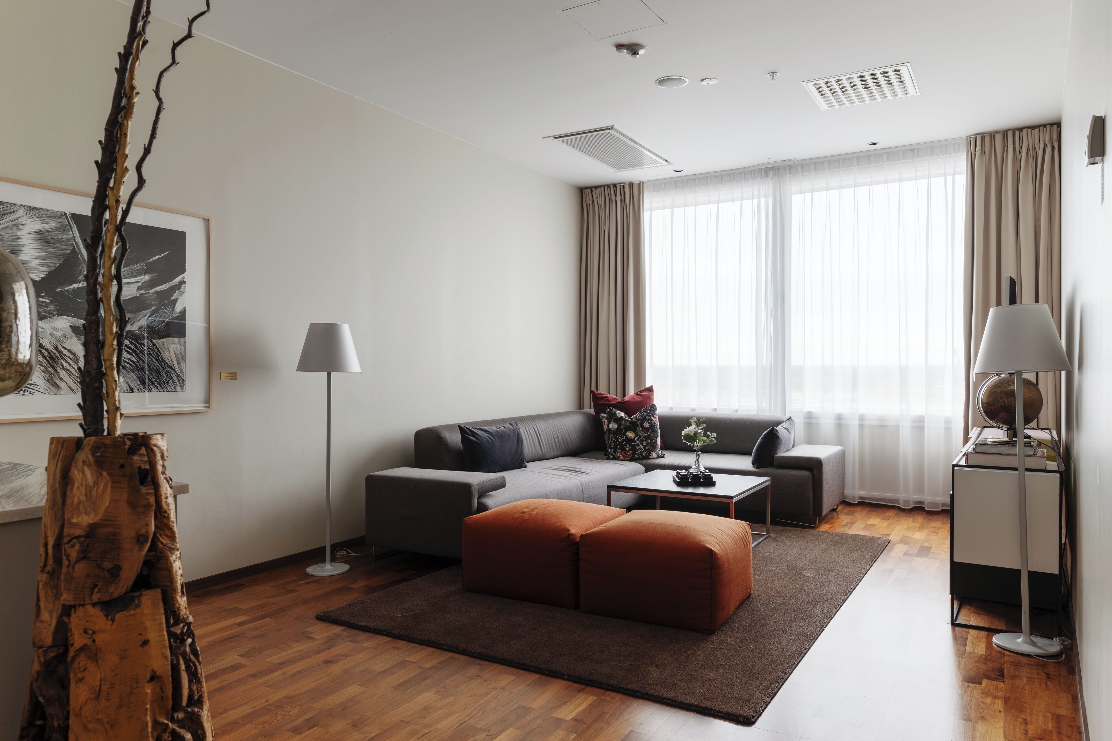 Suite, 1 Schlafzimmer, Nichtraucher | Wohnbereich | Flachbildfernseher