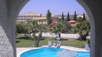Premium bedding, pillow-top beds, iron/ironing board, free WiFi