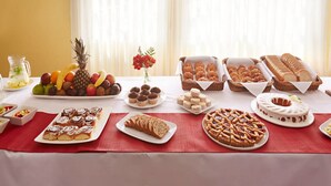 Petit déjeuner buffet