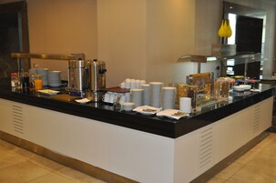 Ilmainen päivittäinen buffetaamiainen 