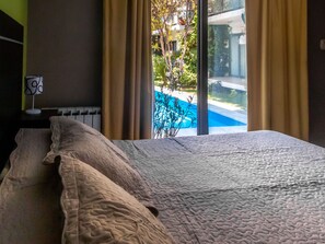 1 chambre, literie de qualité supérieure, couette en duvet d'oie