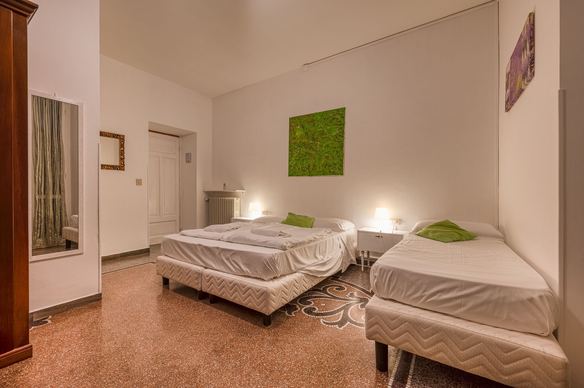 deluxe double room, 1 king bed | down duvets, desk, free wifi, bed sheets