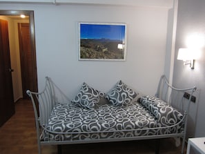 Standard Triple Room, Balcony