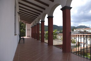 Apartamento estándar, 2 habitaciones | Vistas desde el alojamiento