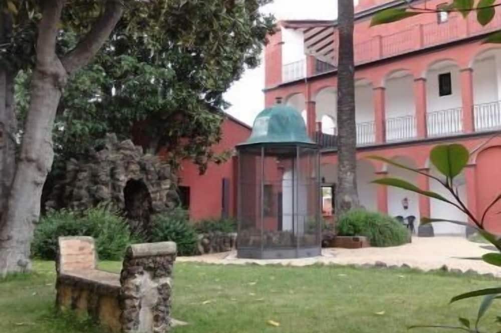 Aparthotel Can Gallart