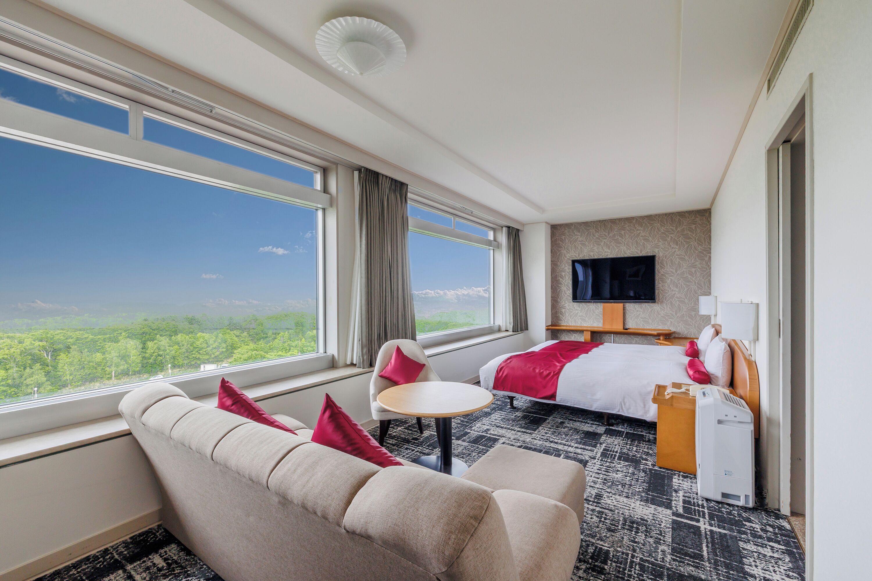 Superior Twin Room, Non Smoking (Please book as an adult if your child needs a bed)