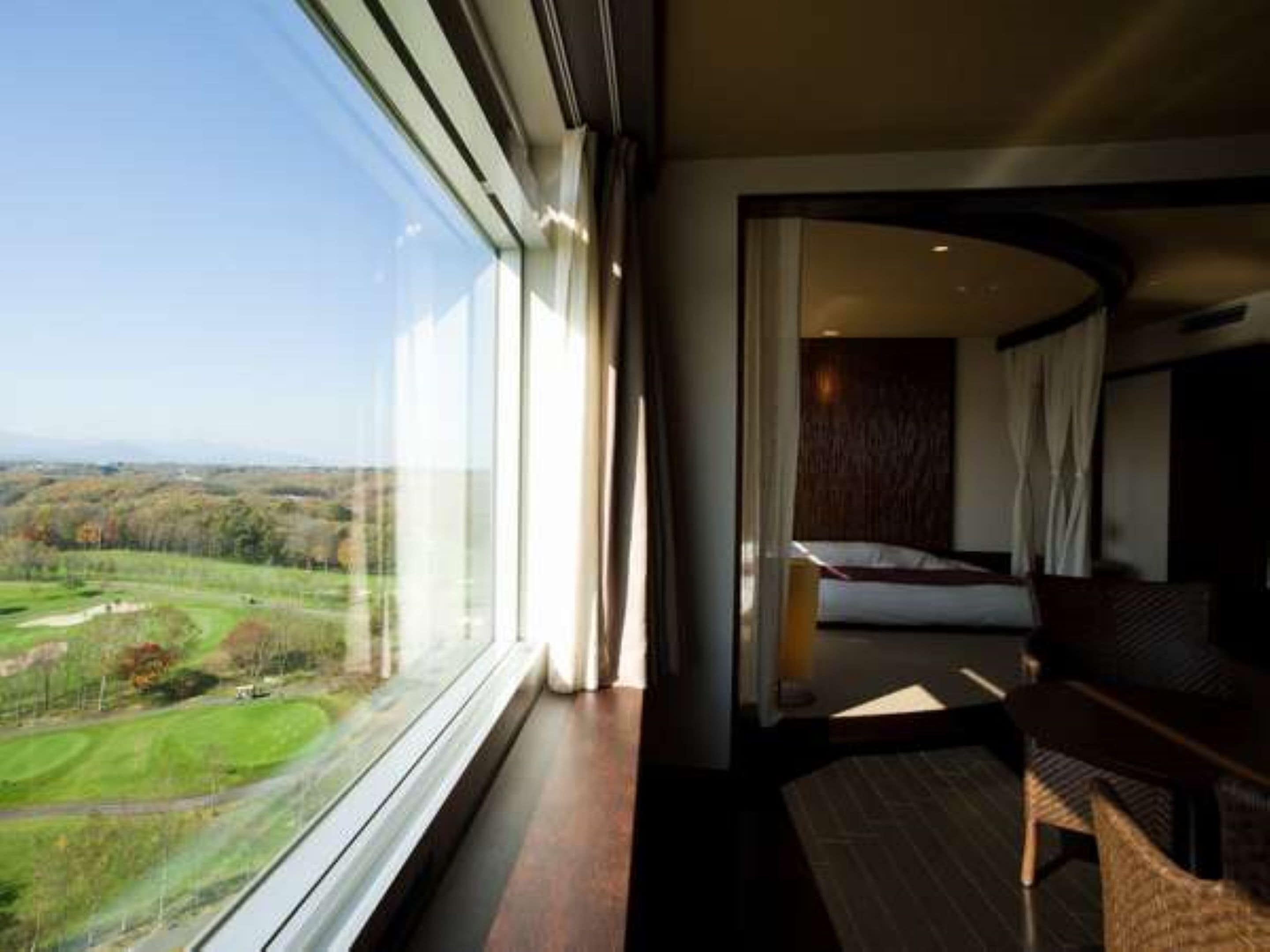 deluxe double room - non-smoking (book as an adult guest if a child guest not sharing bed) | desk, free wifi, bed sheets