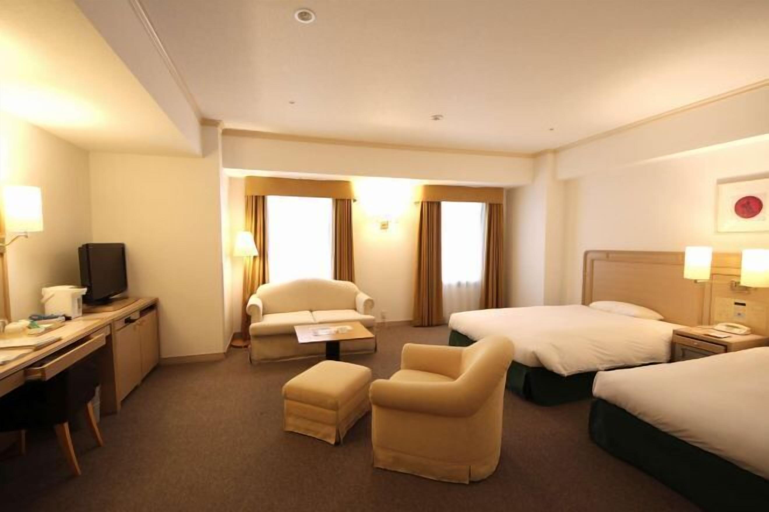 Zimmersafe, Bügeleisen/Bügelbrett, kostenloses WLAN