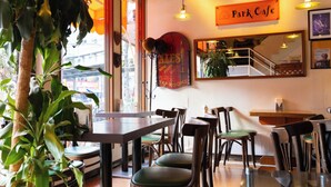 Der serveres morgenmad, frokost og aftensmad