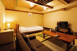 بديكورات فريدة لكل غرفة وطراز فريد لكل وحدة ومكواة/لوح كي