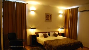 Habitación doble Premium, 1 cama King size | Sala de estar