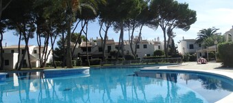 Las Brisas I & II
