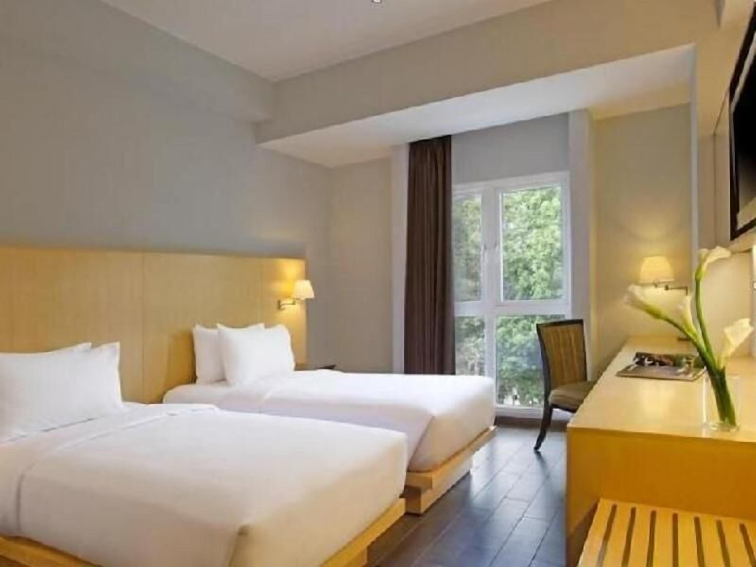 In-room safe, desk, free WiFi, bed sheets