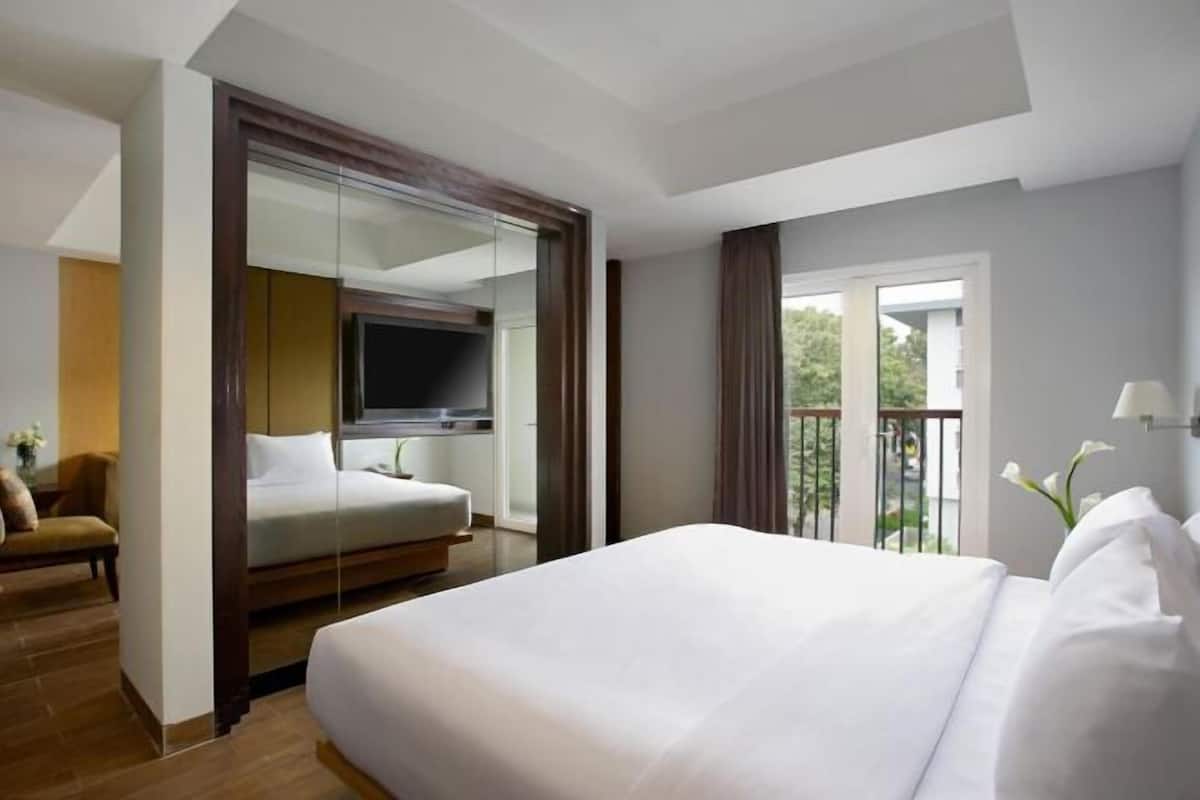 Coffres-forts dans les chambres, bureau, Wi-Fi gratuit, draps fournis