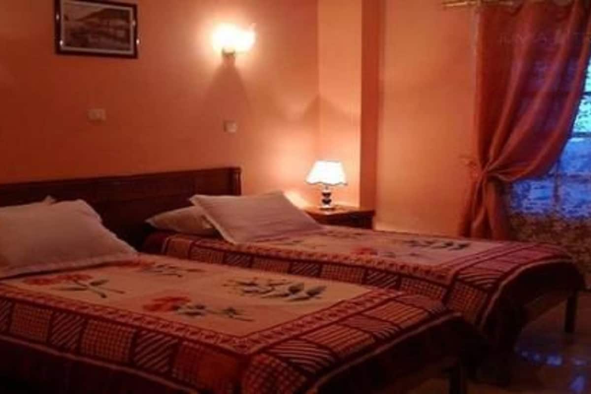 double room | individually furnished, free rollaway beds, free wifi, bed sheets