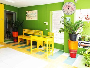 Interior - Thanapa Mansion - Hostel (Bangkok)