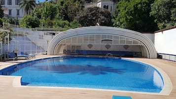 Seasonal outdoor pool, pool umbrellas, sun loungers