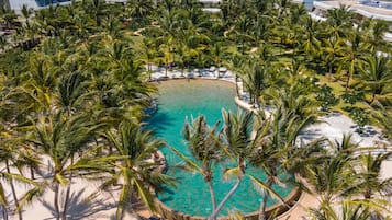 Outdoor pool, open 8:00 AM to 6:00 PM, pool umbrellas, sun loungers