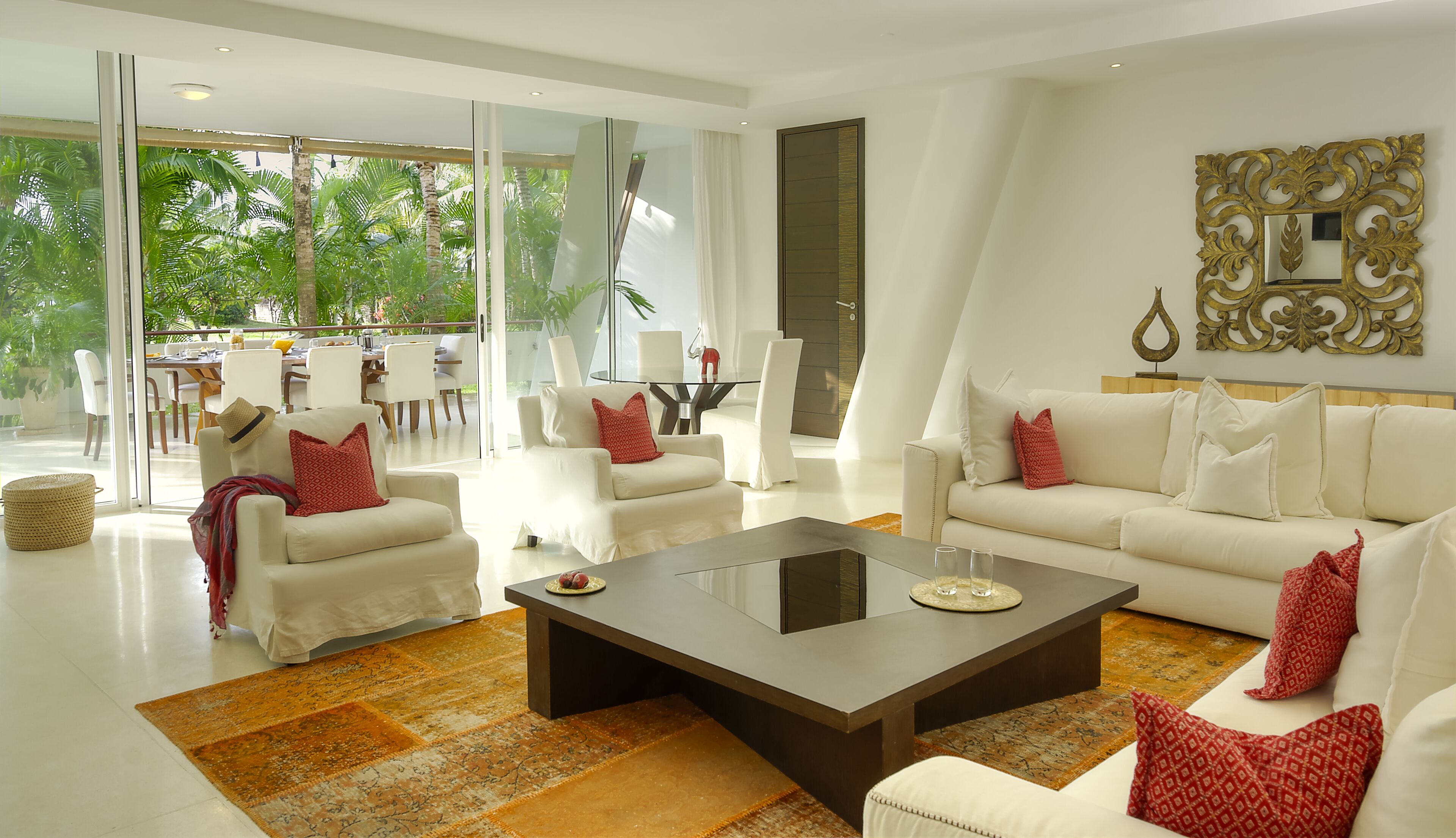 Căn hộ Deluxe, 3 ph òng ngủ | Khu phòng khách | Smart TV 