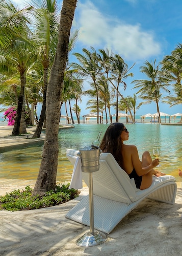 Billionaire Beachfront Apartments