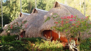 Caja de seguridad en la habitación y decoración personalizada