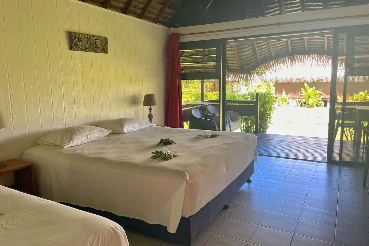 1 kamar tidur, brankas, didekorasi berbeda-beda, dan kedap suara