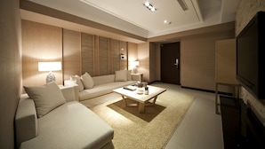 Specialty Suite, Two-bedroom (1 Single  room+1 Double room) | Living area - I T Service Apartment (Taipei)