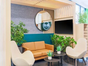 Lobby - B&B Hotel Aalen (Aalen)