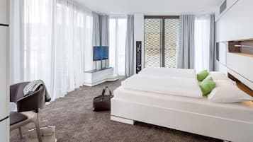 Phòng Suite, 1 giường đôi | 1 phòng ngủ, bộ đồ giường kháng dị ứng, két bảo mật tại phòng, bàn