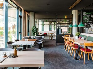 Daily buffet breakfast for a fee - Ibis Styles Nagold-Schwarzwald (Nagold)