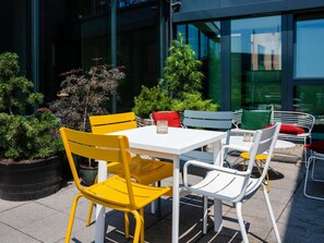 Daily buffet breakfast (EUR 17 per person) - Ibis Styles Nagold-Schwarzwald (Nagold)