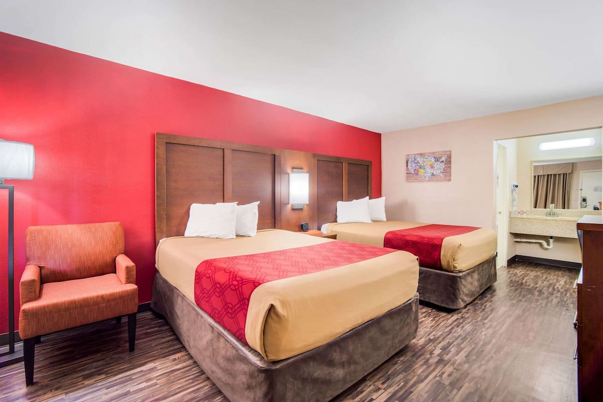 Desk, iron/ironing board, free WiFi, bed sheets