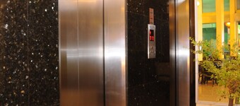 Lodge 61 Bed & Breakfast