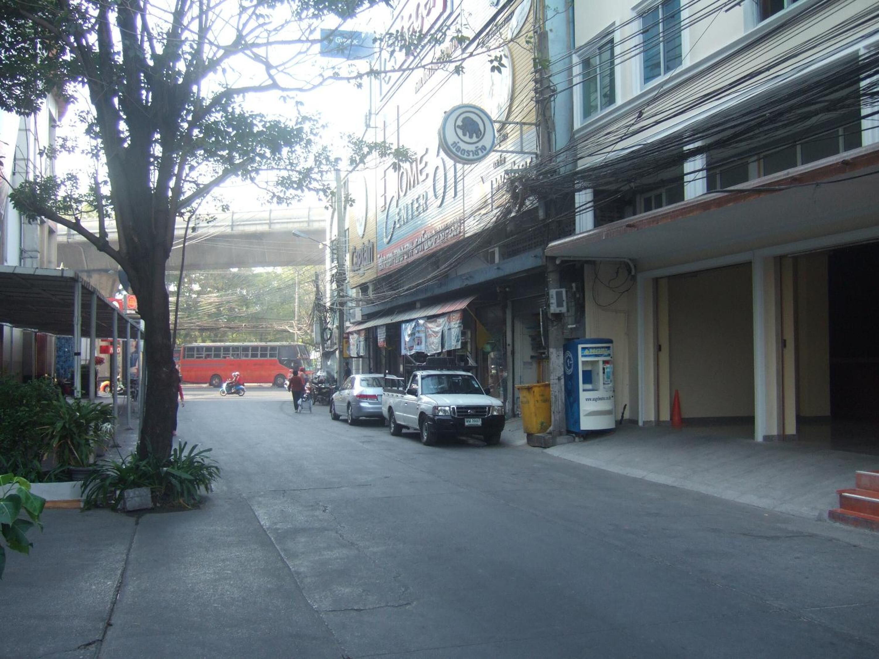 Photo - Lodge 61 Hotel