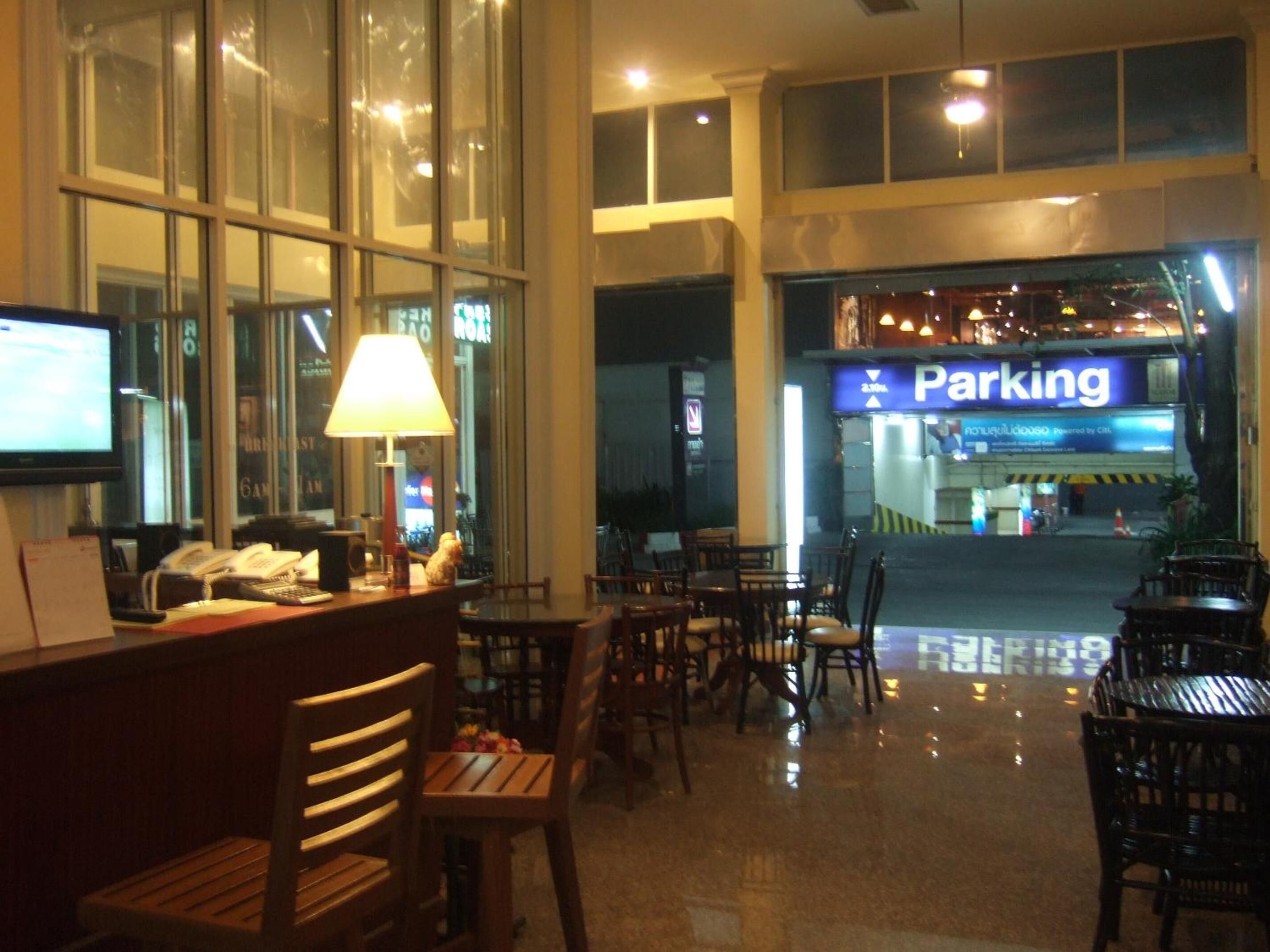 Photo - Lodge 61 Hotel