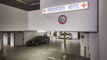Parcheggio non assistito gratuito