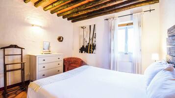 Huis, 2 slaapkamers, op tussenverdieping (1) | Luxe beddengoed, donsdekens, Select Comfort-bedden