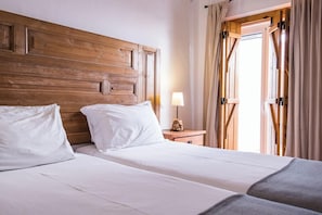 House, 2 Bedrooms (2) | Premium bedding, down comforters, Select Comfort beds - Casas de Juromenha (Alandroal)
