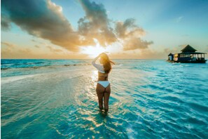 Beach nearby, scuba diving